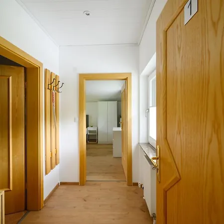 Am Randersberg - Nr 1 *